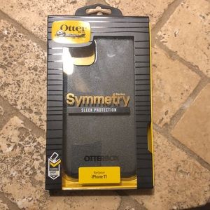 Otter box phone case for iPhone 11 - symmetry series - brand new
